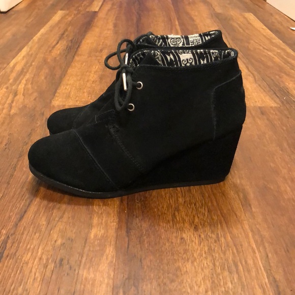 Toms Shoes - Toms “Kala” Suede Wedge